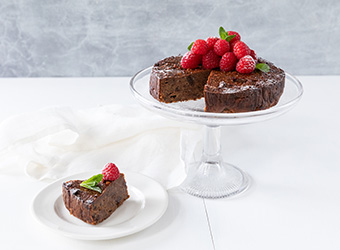 Chocolate, Date and Nut Cake